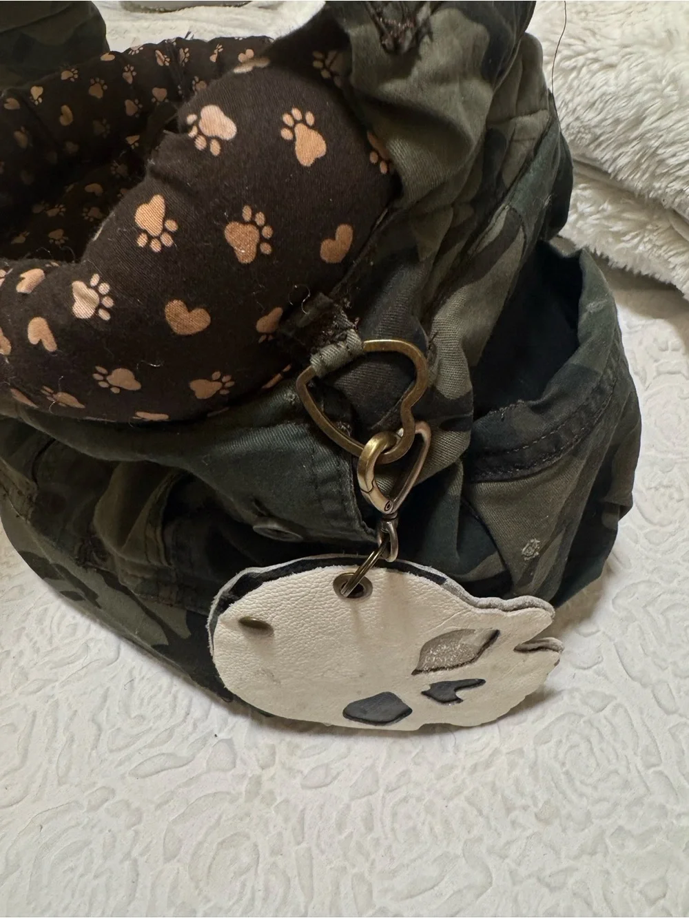 Camo pet carrier